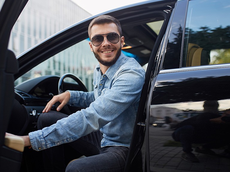 Helping an OEM simplify in-vehicle experiences with human machine interface testing