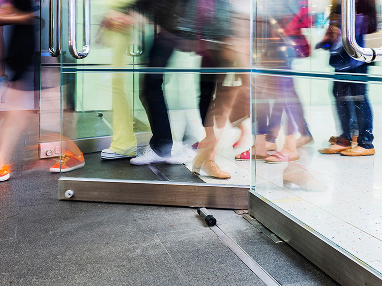 Customer Acquisition & Retention