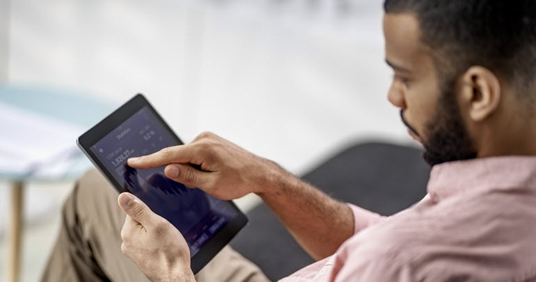 Young Investors Are Filling Free Time with Free Investing